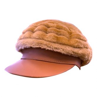 Antica Cappelleria Troncarelli Roma - Cappello in pelliccia ecologica by Alfonso D'Este