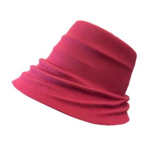 Cloche in Lapin by Yesey