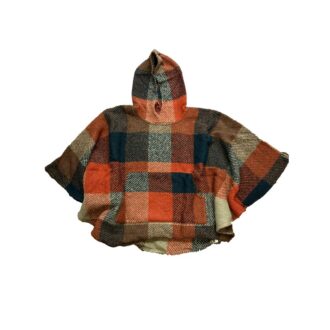 Cappelli Troncarelli - Poncho Lana Irlandese by John Branigan